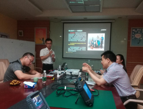 周社長(zhǎng)蒞臨亞泰光電